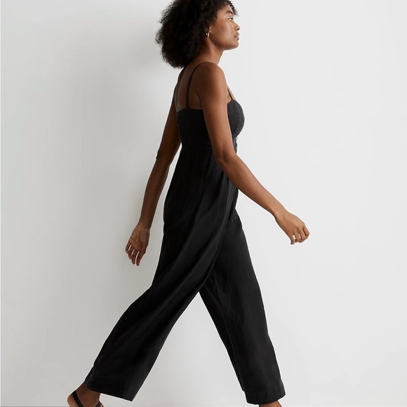 Madewell Pants - Madewell sleeveless wide leg jumpsuit black coal 100% linen